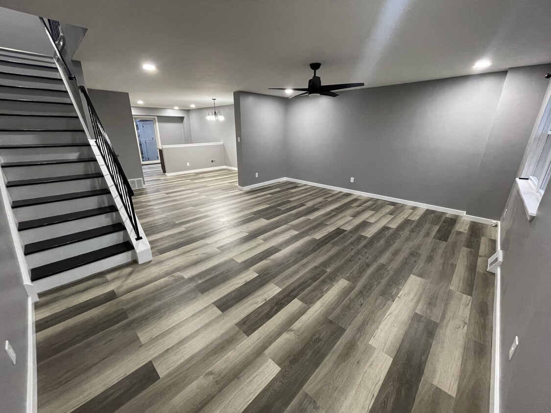 Foto principal - 5219 Leeward Rd