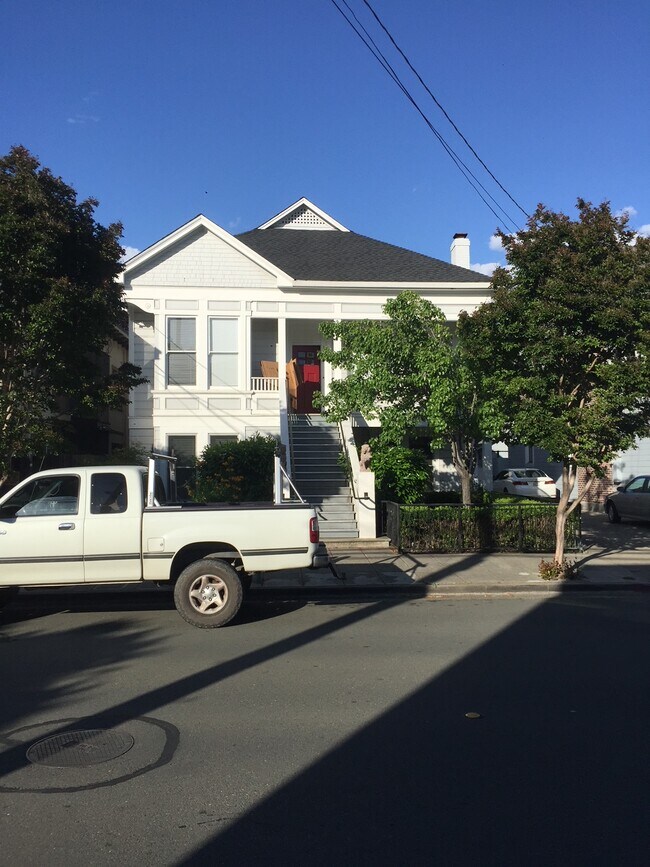 418 Humboldt Street Unit A, Santa Rosa, CA 95404 Apartments in Santa