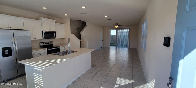 Building Photo - 20 Red House Cir