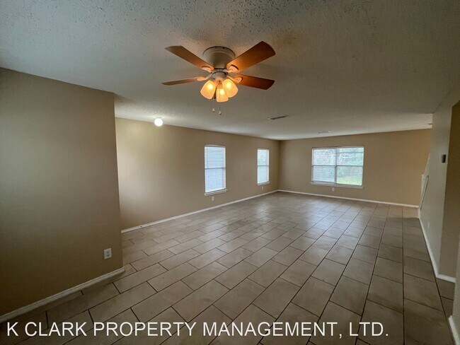 Building Photo - 3 br, 2.5 bath House - 6919 HERON FLATS