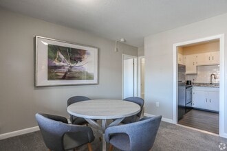 Interior Photo - Lakeview Gardens Apartments