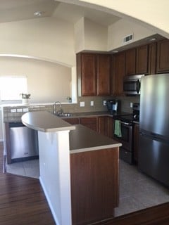 Building Photo - 5039 Brookfield Dr