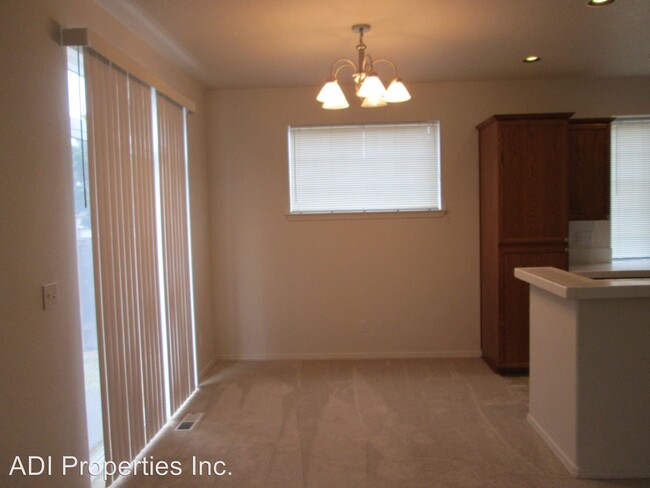 Building Photo - 16725 NW Shadow Hills Ln