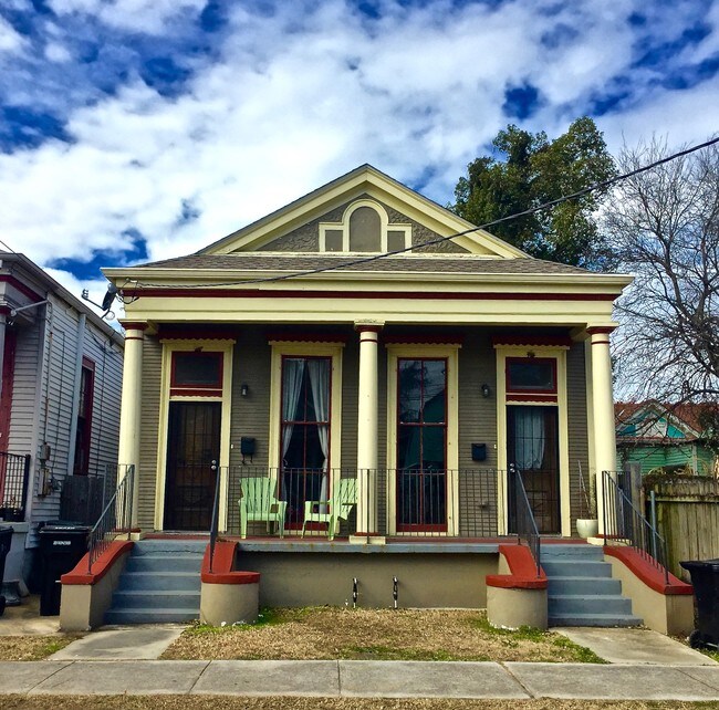 317 S Gayoso St, New Orleans, LA 70119 Apartment for Rent in New