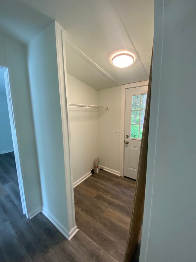 Foto del edificio - 442 Ranch Rd