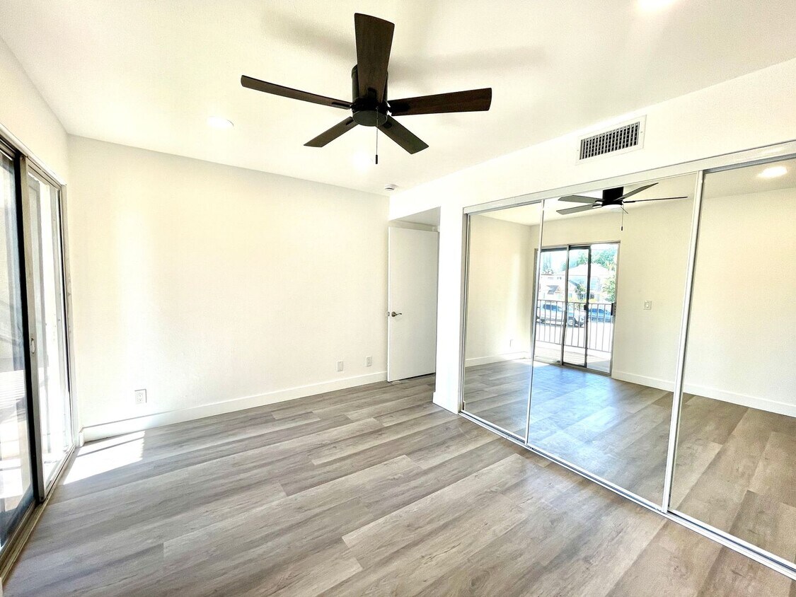 Primary Photo - Modern 1-Bedroom Apartment in Gated Van Nu...