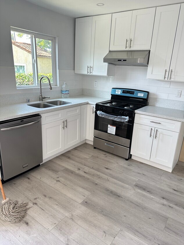 Foto principal - 1758 Lincoln Ave