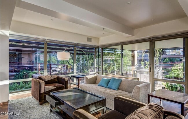 Building Photo - 7161 E Rancho Vista Dr