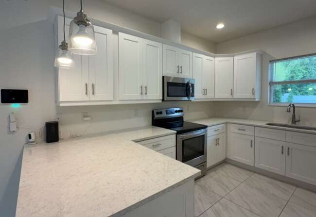 Foto del edificio - 6690 54th Ave N