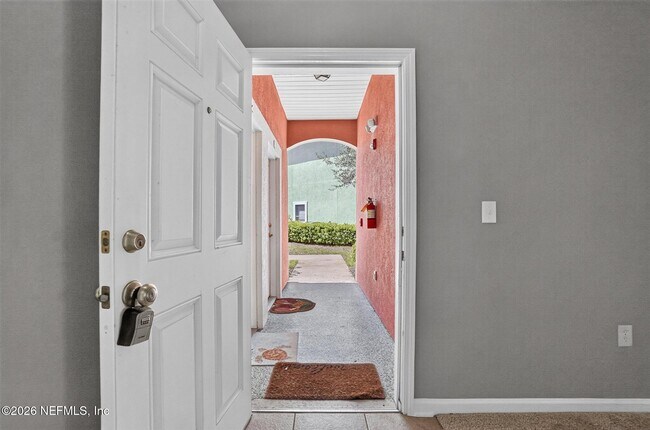 Foto del edificio - 13851 Herons Landing Way