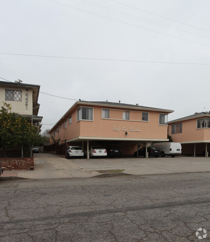 Building Photo - 4417 Melbourne Ave