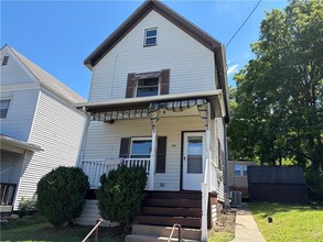 Building Photo - 223 Orchard Ave