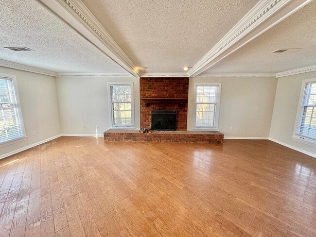 Building Photo - 7888 Farindon Dr