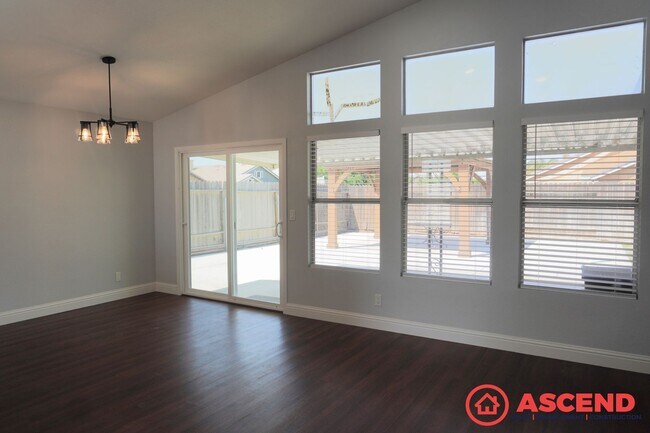 Foto del edificio - Beautiful Home Located in Rosedale!