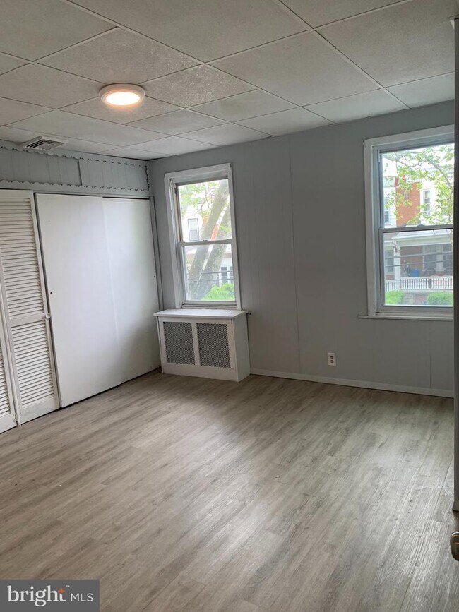 Foto del edificio - 6119 Walton Ave