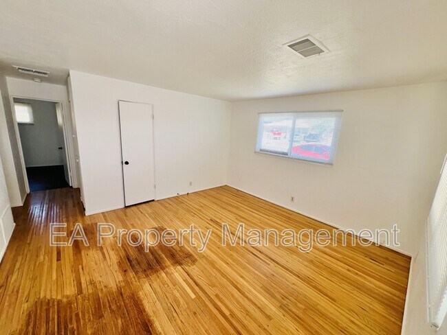 Foto del edificio - 1129 Georgia St SE