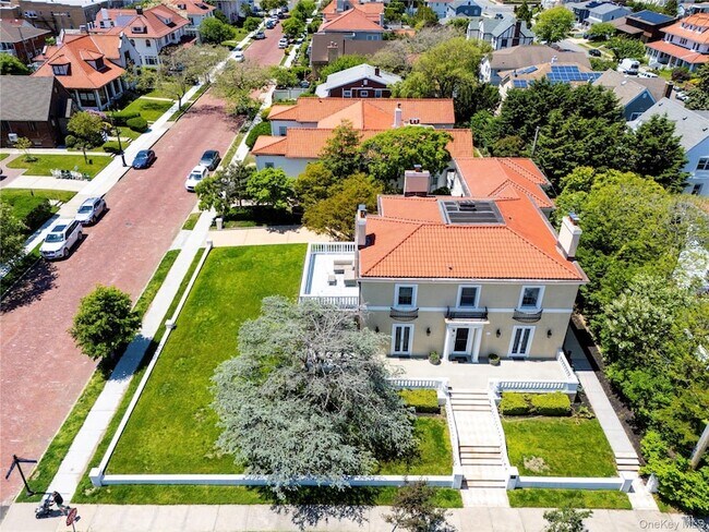 Foto del edificio - 159 Magnolia Blvd