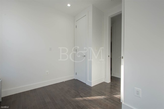 Foto del edificio - 243 Jackson St