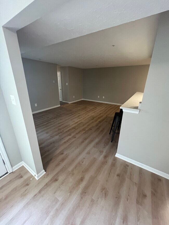 Foto del edificio - 904 Jessicas Ln