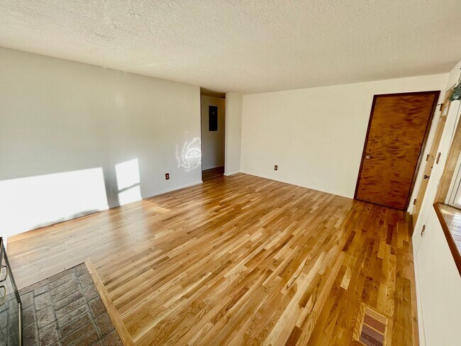 Foto del edificio - Beautiful 2bd/1bath South Tabor Home with ...