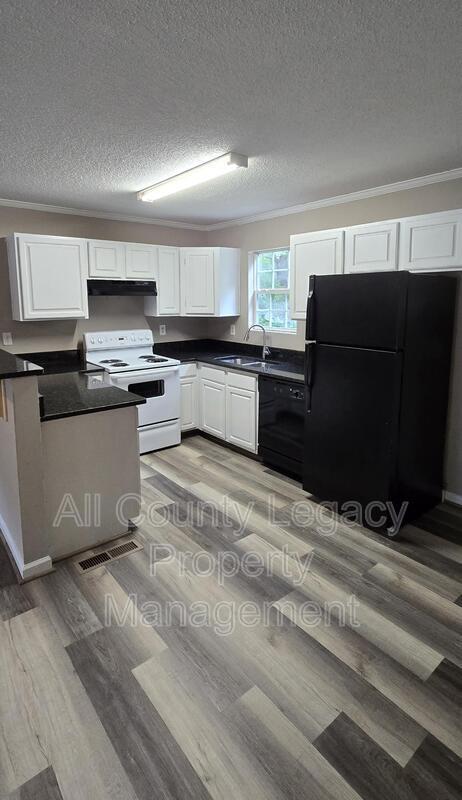 Photo - 4675 Lois Dr Apartment