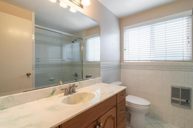Foto del edificio - 5 bedroom in Huntington Beach CA 92646