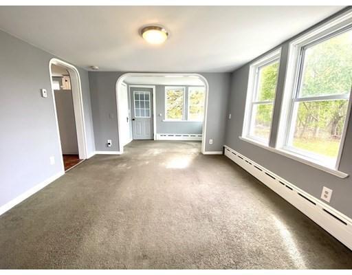 Building Photo - 1 bedroom in Westport MA 02790