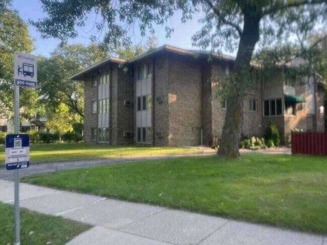 Foto del edificio - 1400 Morton Ave