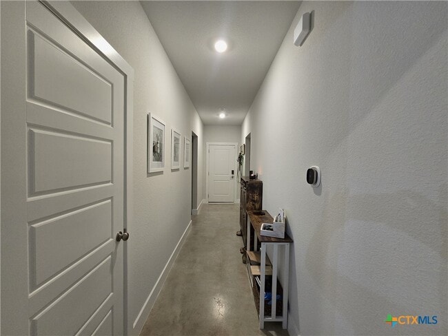 Building Photo - 1051 LEXINGTON Dr