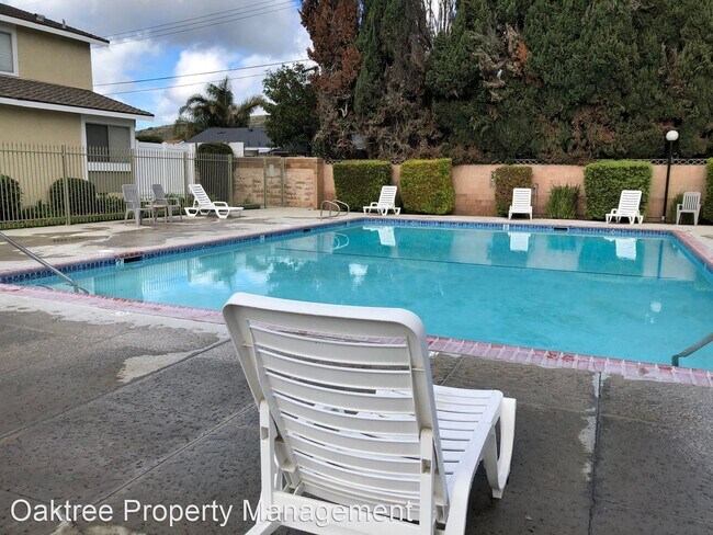 Building Photo - 2 br, 2 bath House - 87 Cabrillo Court