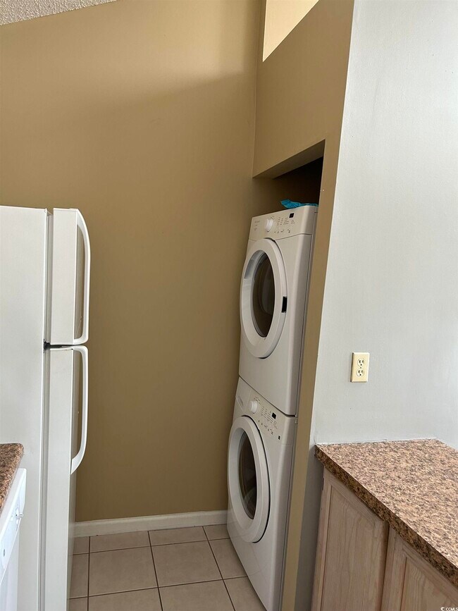 Foto del edificio - 229 Double Eagle Dr