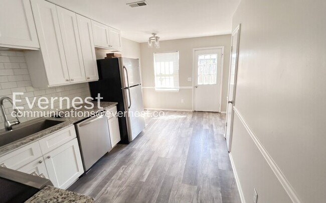 Foto del edificio - 2330 Grayson Valley Dr