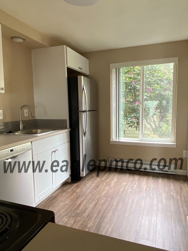 Building Photo - 12486 SE 60th Ct