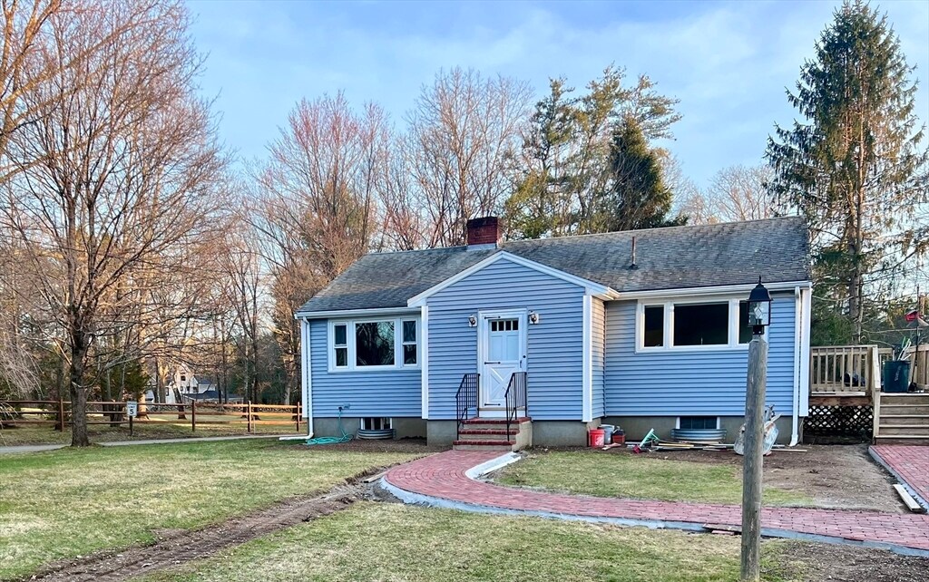 Foto principal - 341 S Great Rd