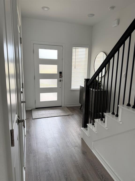 Building Photo - 1611 Alana Fls Ave