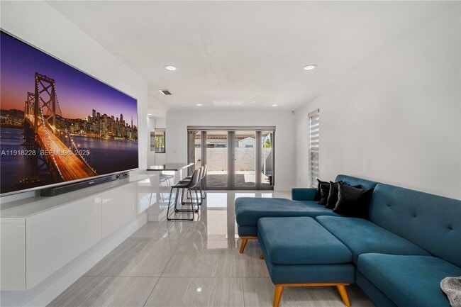 Foto del edificio - 9451 SW 6th Ln