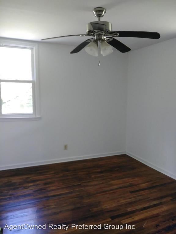 Building Photo - 3 br, 1 bath House - 733 Kent Street