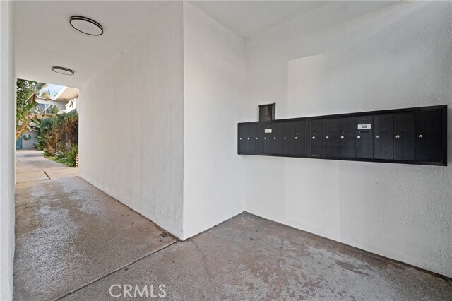 Foto del edificio - 7961 Willis Ave