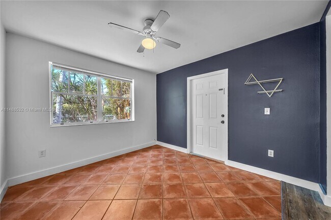 Building Photo - 1337 Euclid Ave