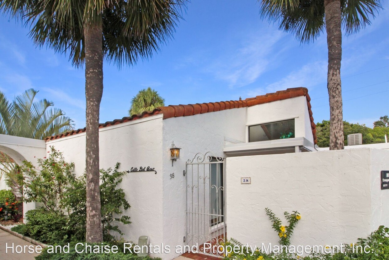 Primary Photo - 2 br, 2 bath House - 1585 Tarpon Center Dr...