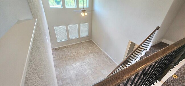 Building Photo - 12615 City Square Ln