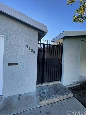 Building Photo - 9856 Towneway Dr