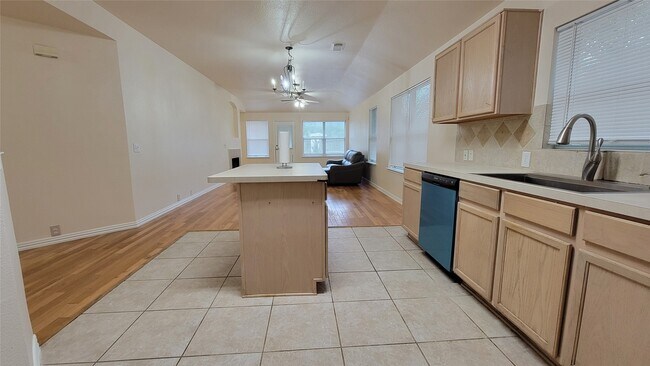 Building Photo - 4831 Dark Canyon Ct