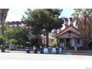 Primary Photo - 1037 W 5th St