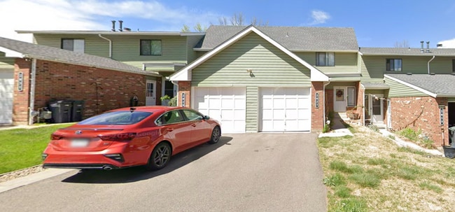 Building Photo - 2033 Gyros Cir