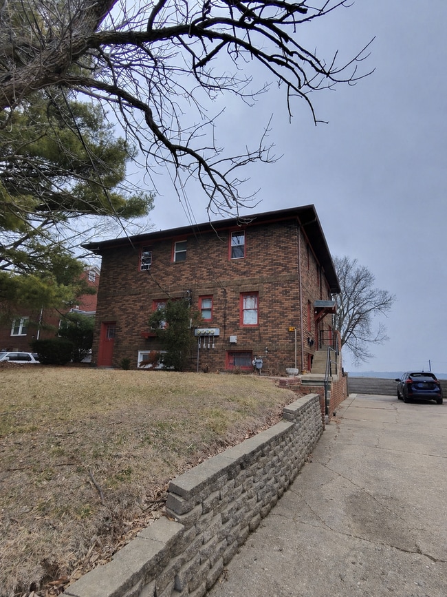 Building Photo - 1146 S 21st St