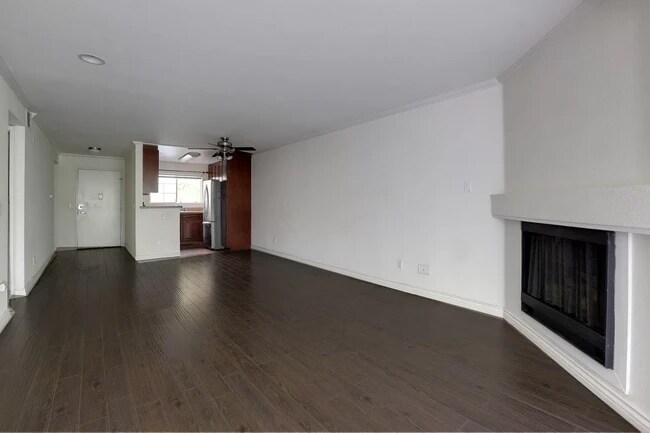 Foto del edificio - 5515 Canoga Ave