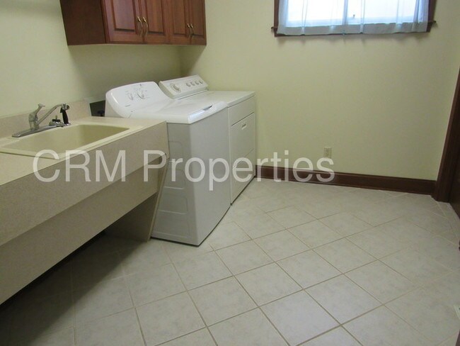 Foto del edificio - 3429 Woodhaven Trl