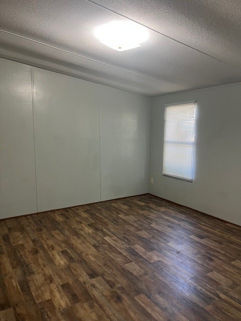 Building Photo - 15182 Paradise Cove Dr