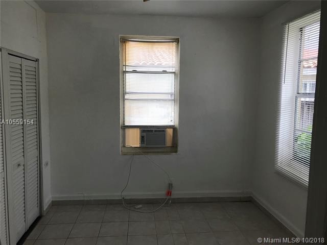 Foto del edificio - 3600 SW 17th Terrace